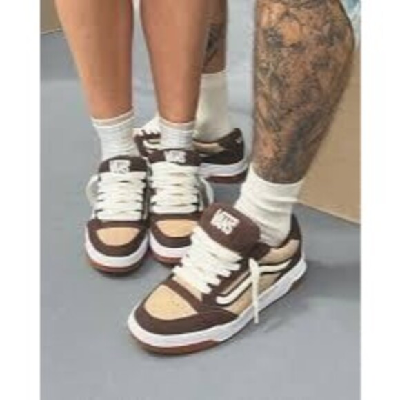 NEW Vans Hylane Suede Skater Shoe, Size 12 Men’s - Picture 2 of 8